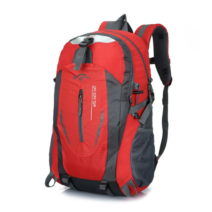 LoungeYard | Waterproof Travel Backpacks — product view 2