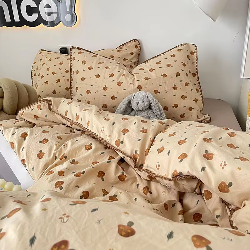 LoungeYard | Mushroom Bed Linen Set — product view 4