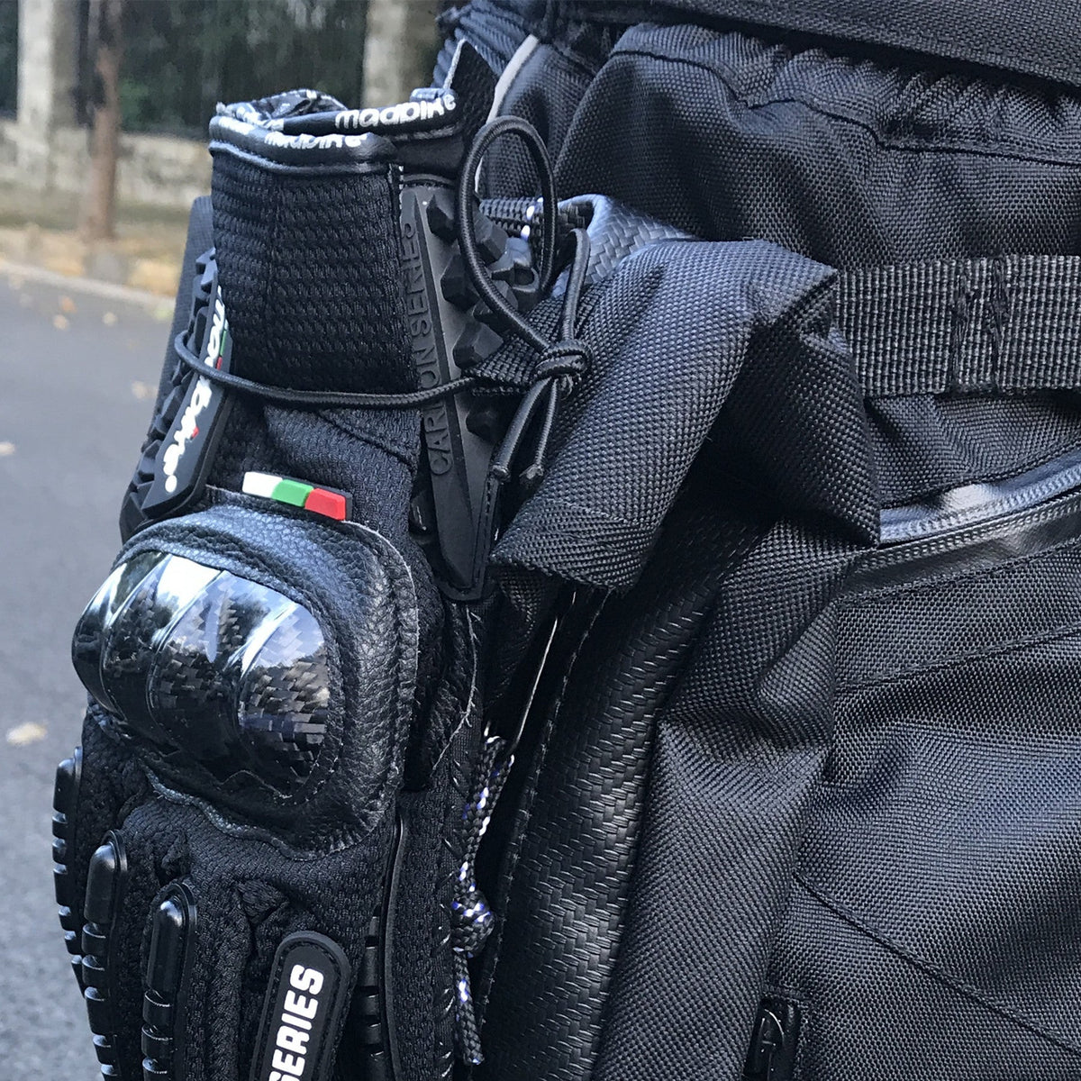 Versatile Waterproof Sling Bag LoungeYard — product view 4