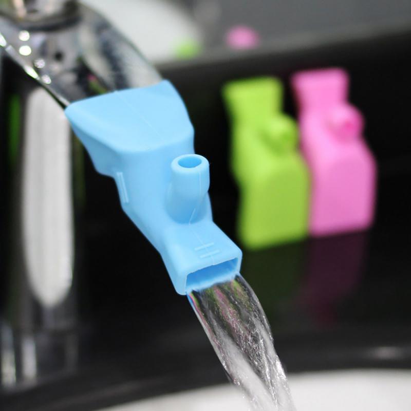 LoungeYard | Silicon Faucet Extension — product view 2