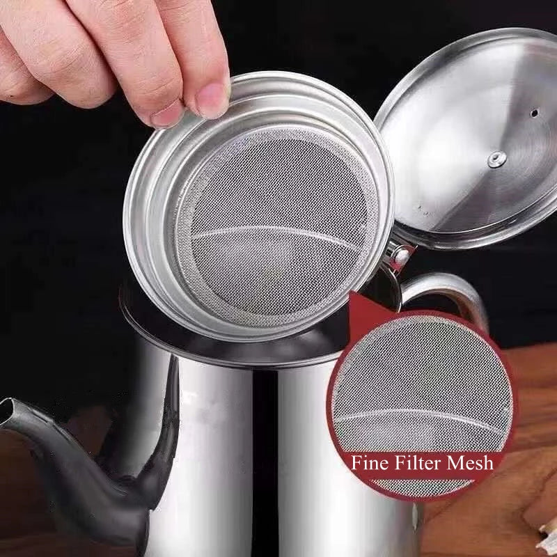 LoungeYard | Oil filter jug in stainless steel — product view 6