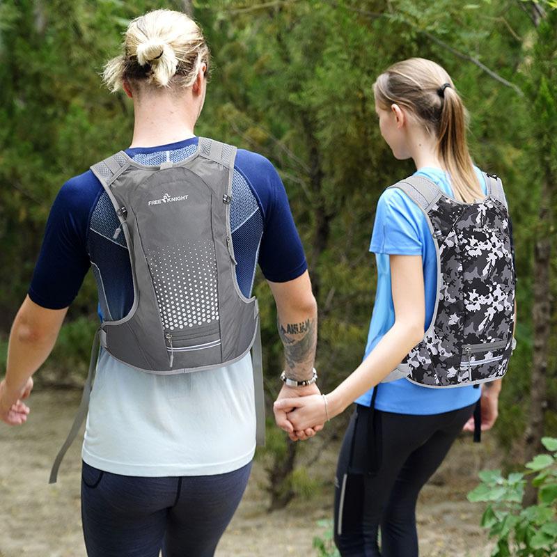 LoungeYard | Outdoor Sports Hydration Backpack — product view 2