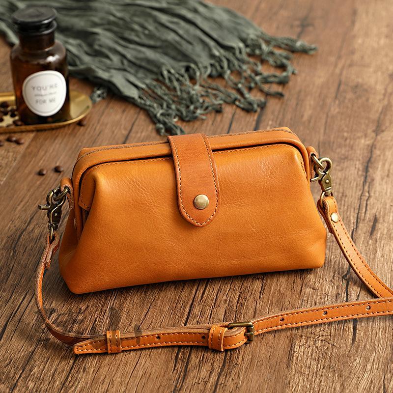 LoungeYard | Retro Handmade Bag — product view 1
