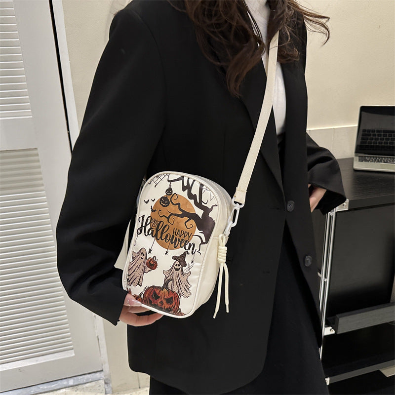 LoungeYard | Halloween Shoulder Bag – Handbag in Creepy Style — product view 6