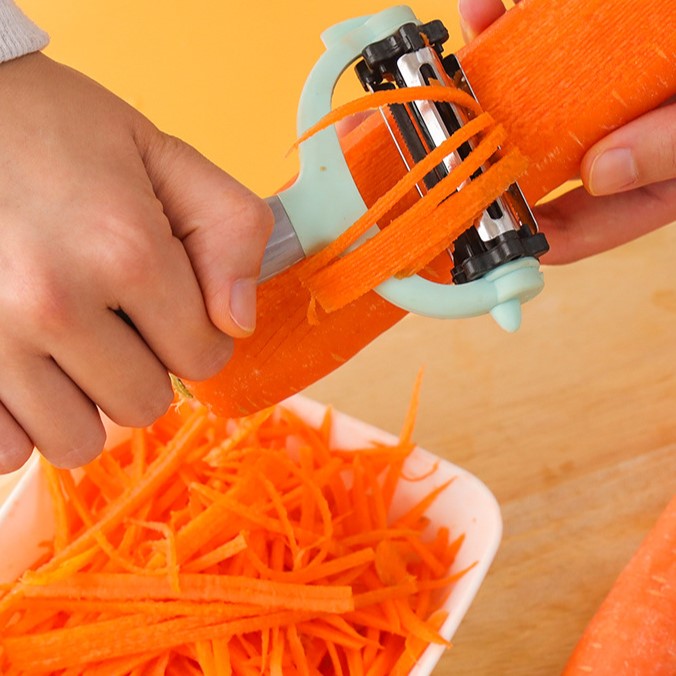 LoungeYard | Stainless Steel 3-in-1 Multifunction Peeler Knife — product view 4