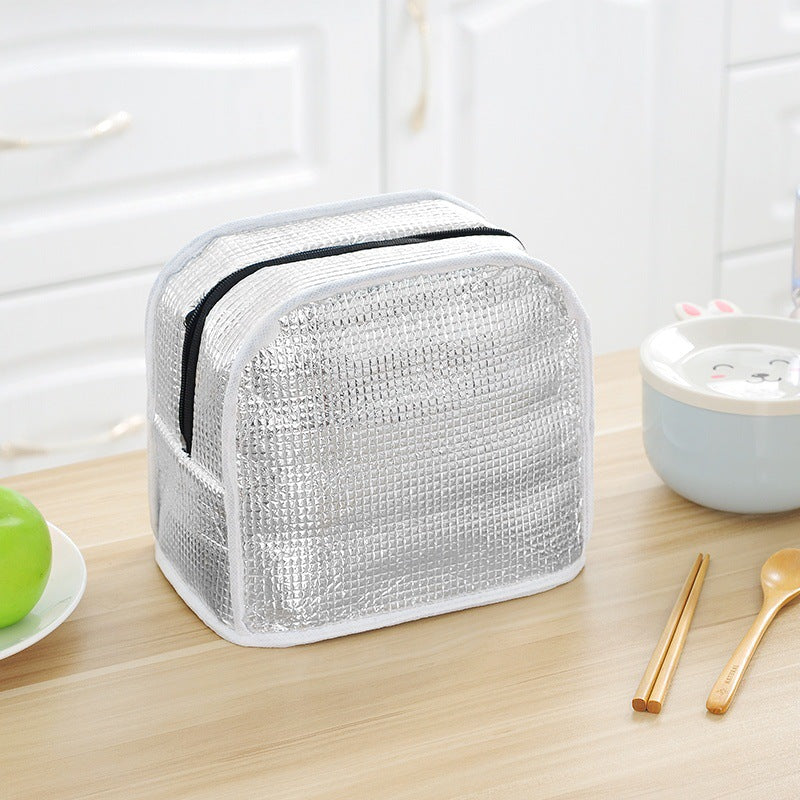 Cooling bag with insulating properties and practical compartment design LoungeYard — product view 4