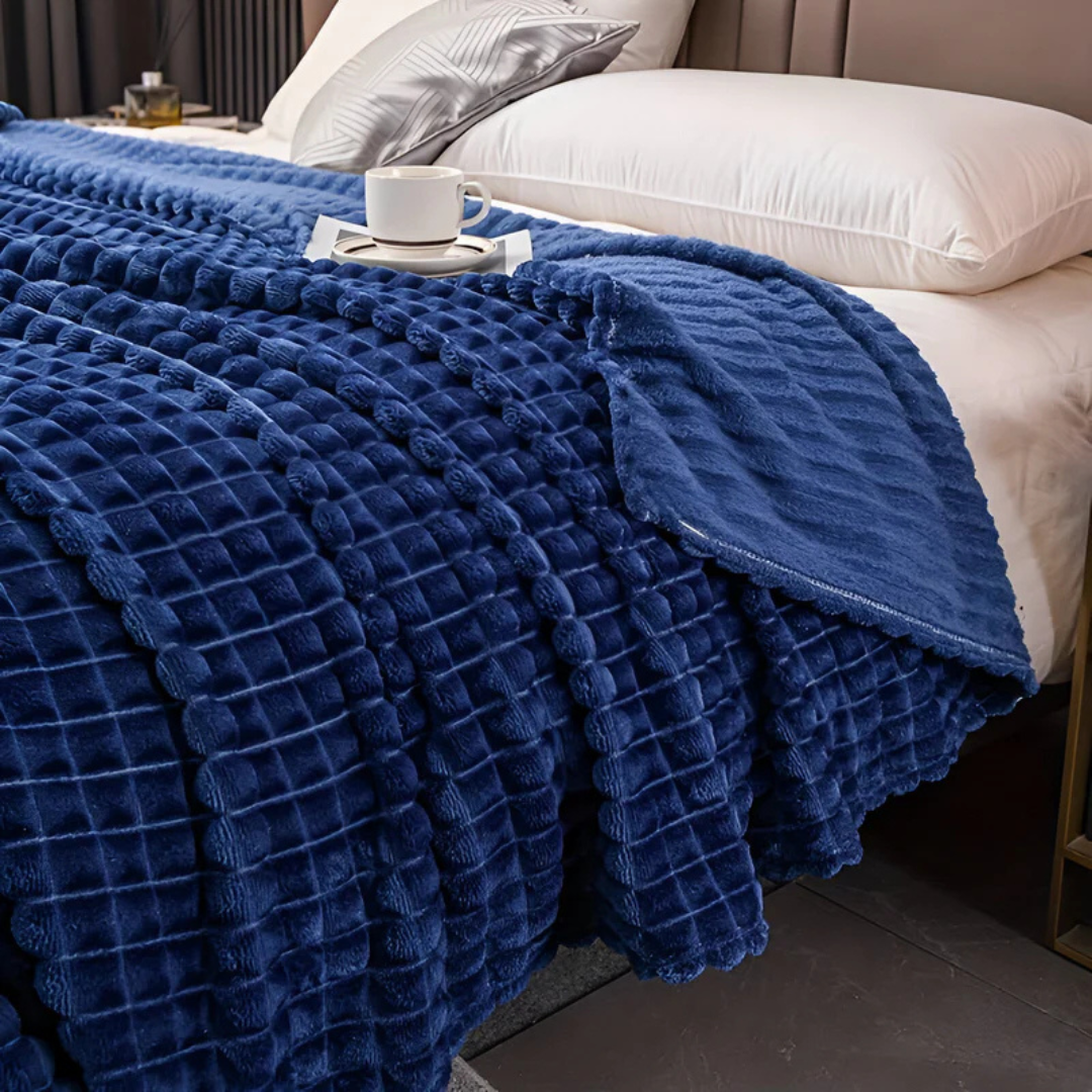 LoungeYard | Ultra Soft Fleece Blanket — product view 6