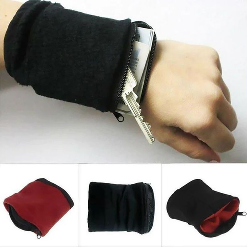 LoungeYard | Sports wrist bag — product view 4