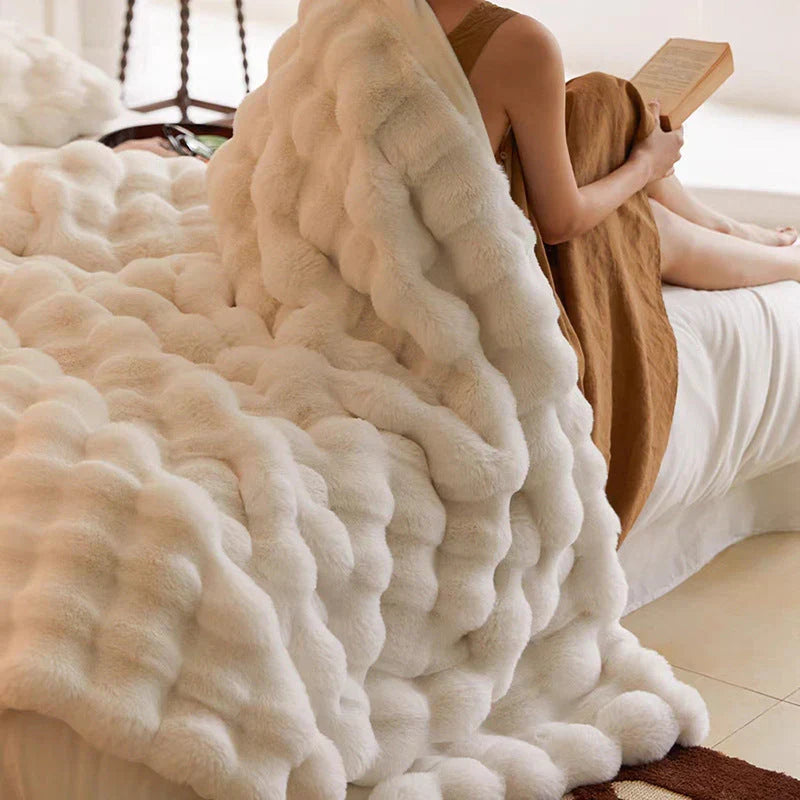 LoungeYard | Luxury Soft Fur Blanket - SnuggleFur — product view 4