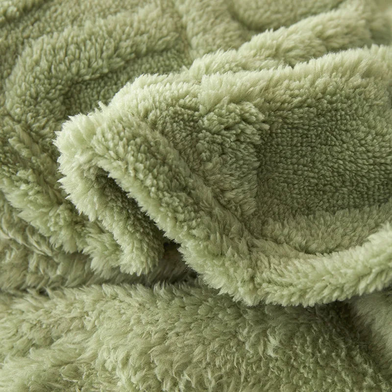 LoungeYard | Reversible Thick Lambswool Blanket - CozyLuxe — product view 1
