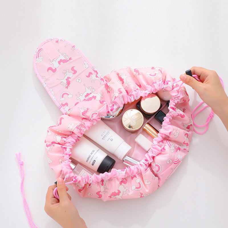 Magical cosmetic bag | LoungeYard — product view 7