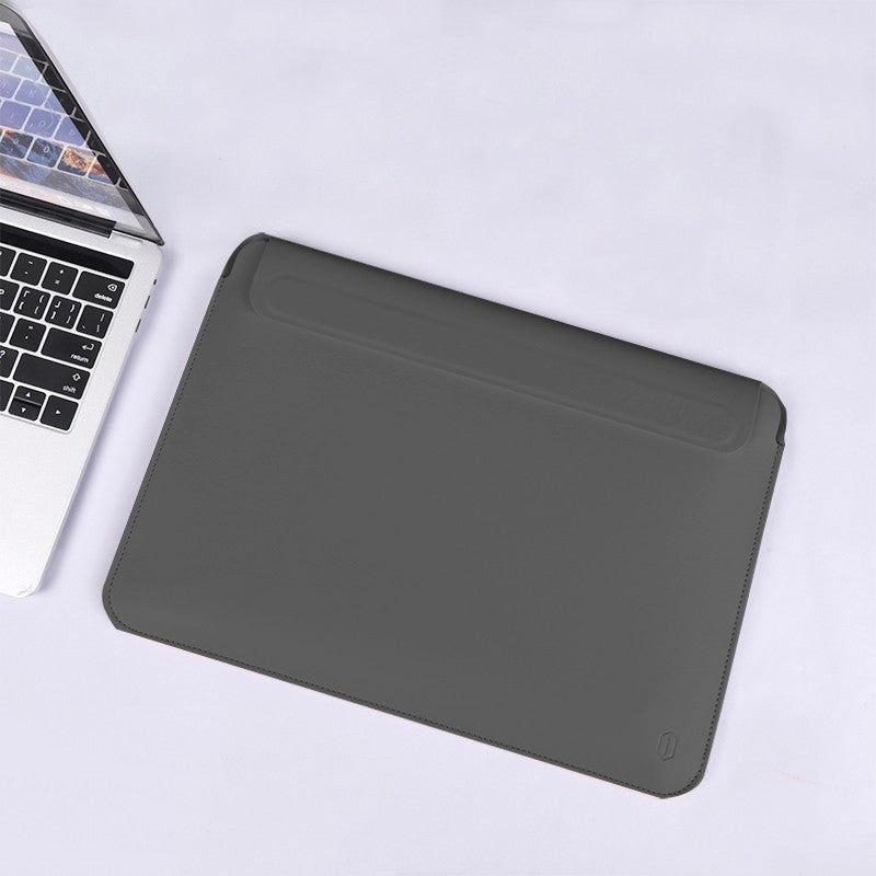 LoungeYard | Slim And Lightweight Laptop Sleeve — product view 3