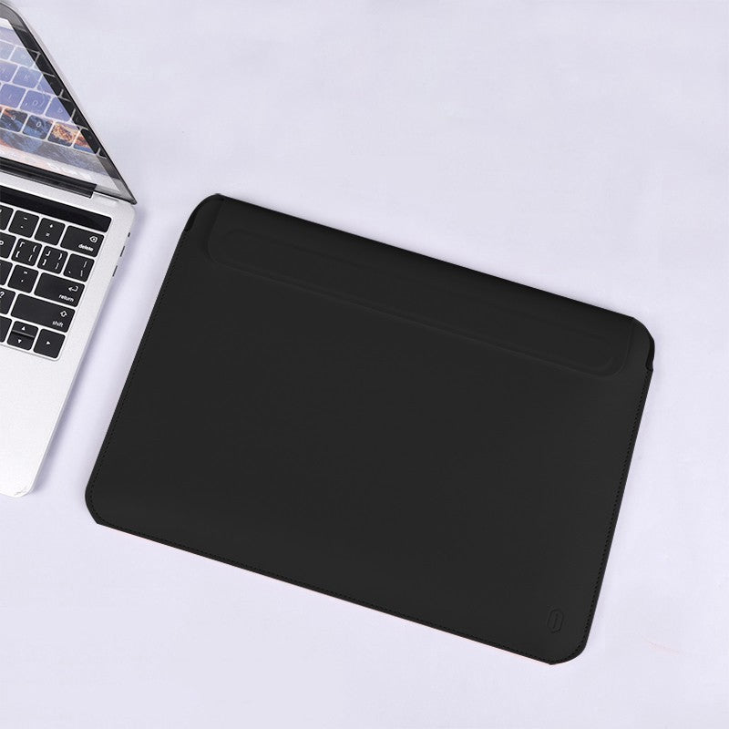 LoungeYard | Slim And Lightweight Laptop Sleeve — product view 6