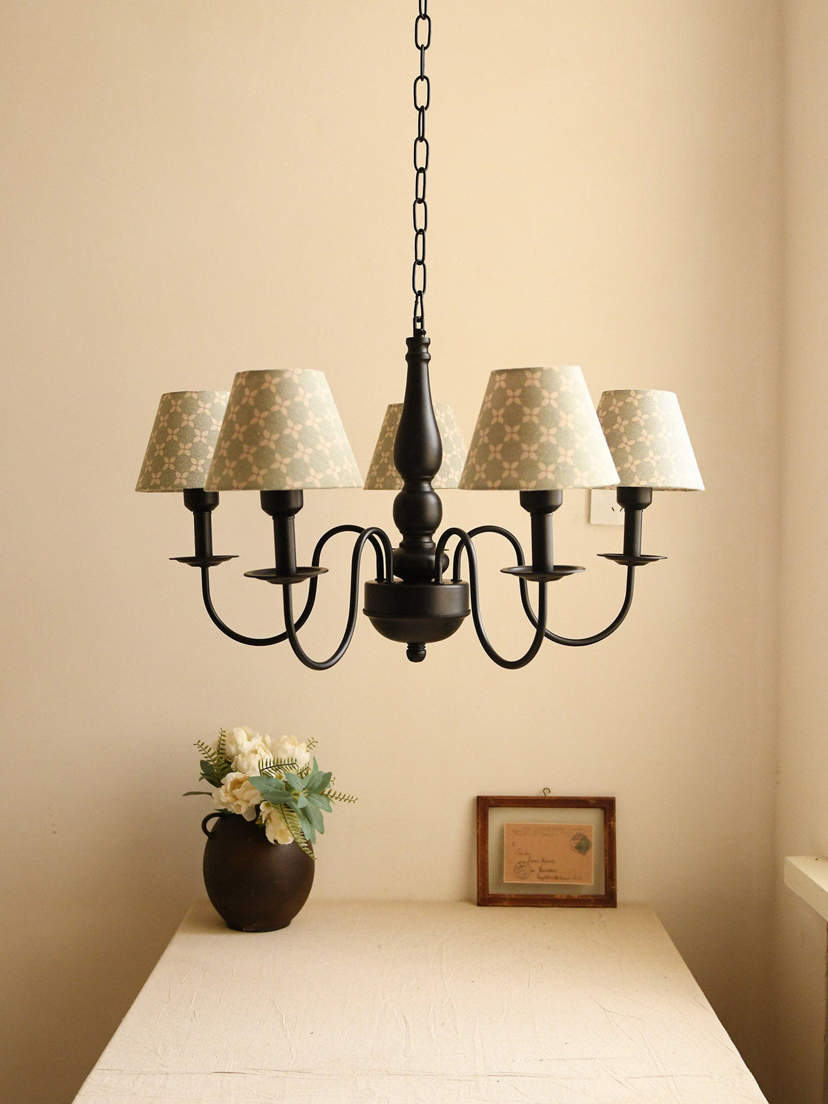 Aoni Floral Arm Chandelier — product view 4