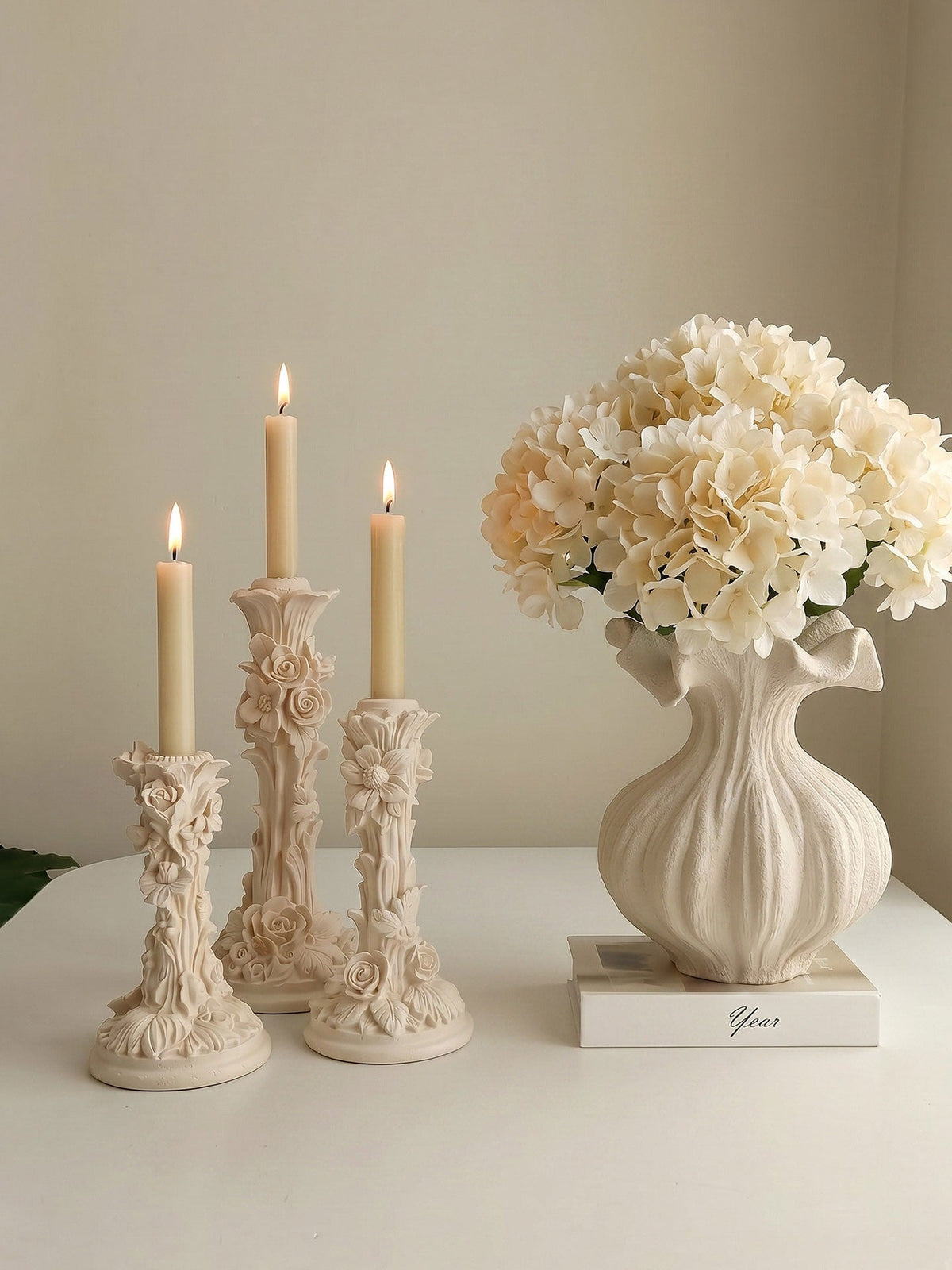 Aveline Bloom Candle Holder — product view 3