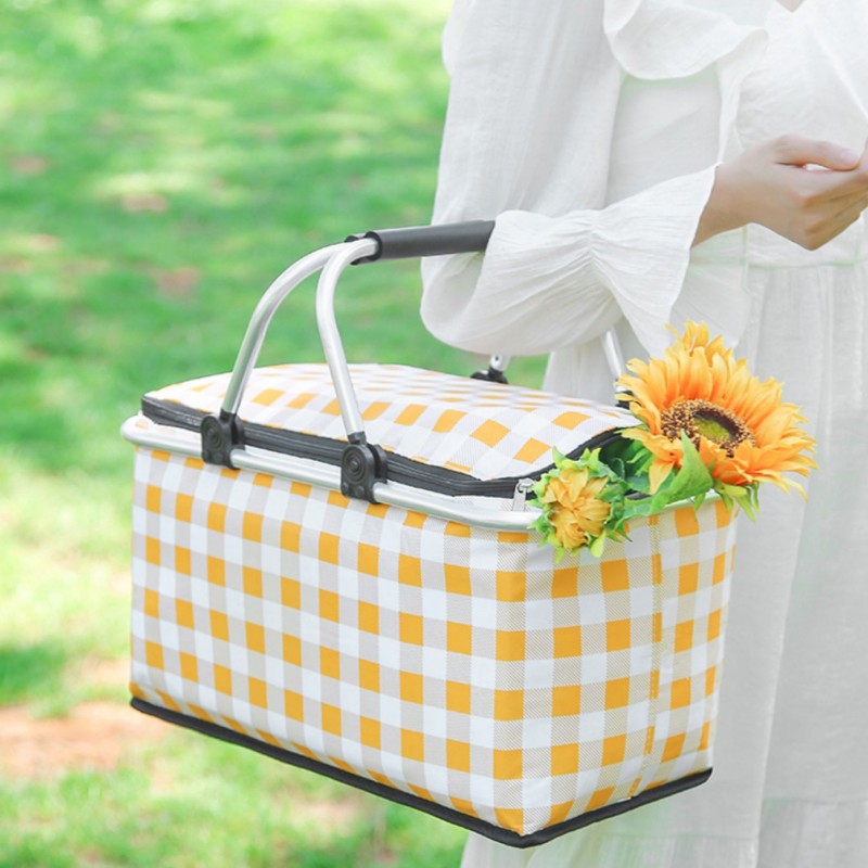 LoungeYard | Foldable Outdoor Portable Picnic Basket — product view 2