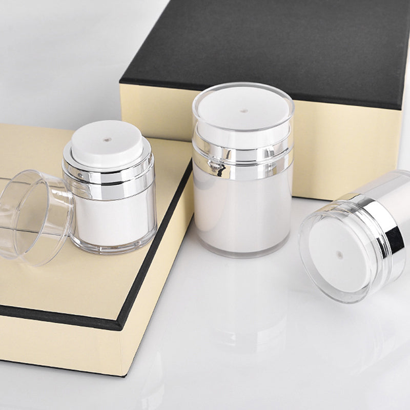 LoungeYard | Cream can vacuum bottle — product view 4