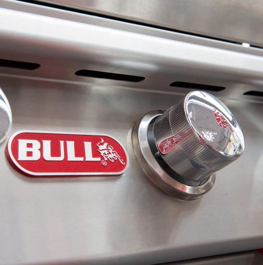Bull Steer Premium 25-Inch 3-Burner Built-In  Natural Gas/Propane Grill - 69008 or 69009