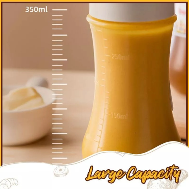 LoungeYard | Spice Porous Squeeze Bottle — product view 7
