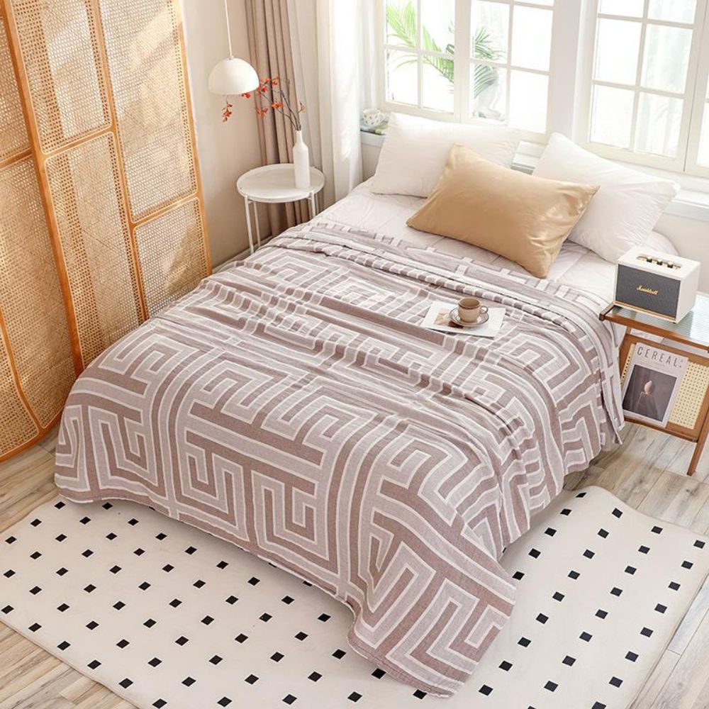 LoungeYard | Geo Maze Cotton Blanket — product view 4