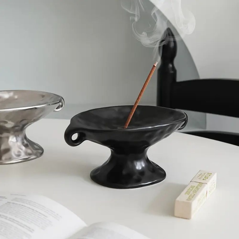 LoungeYard | Dual-Ear Ceramic Oval Organizer — product view 5