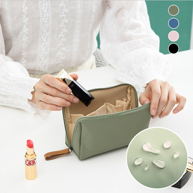 LoungeYard | Solid Color Cosmetic Bag with Double Zipper — product view 2