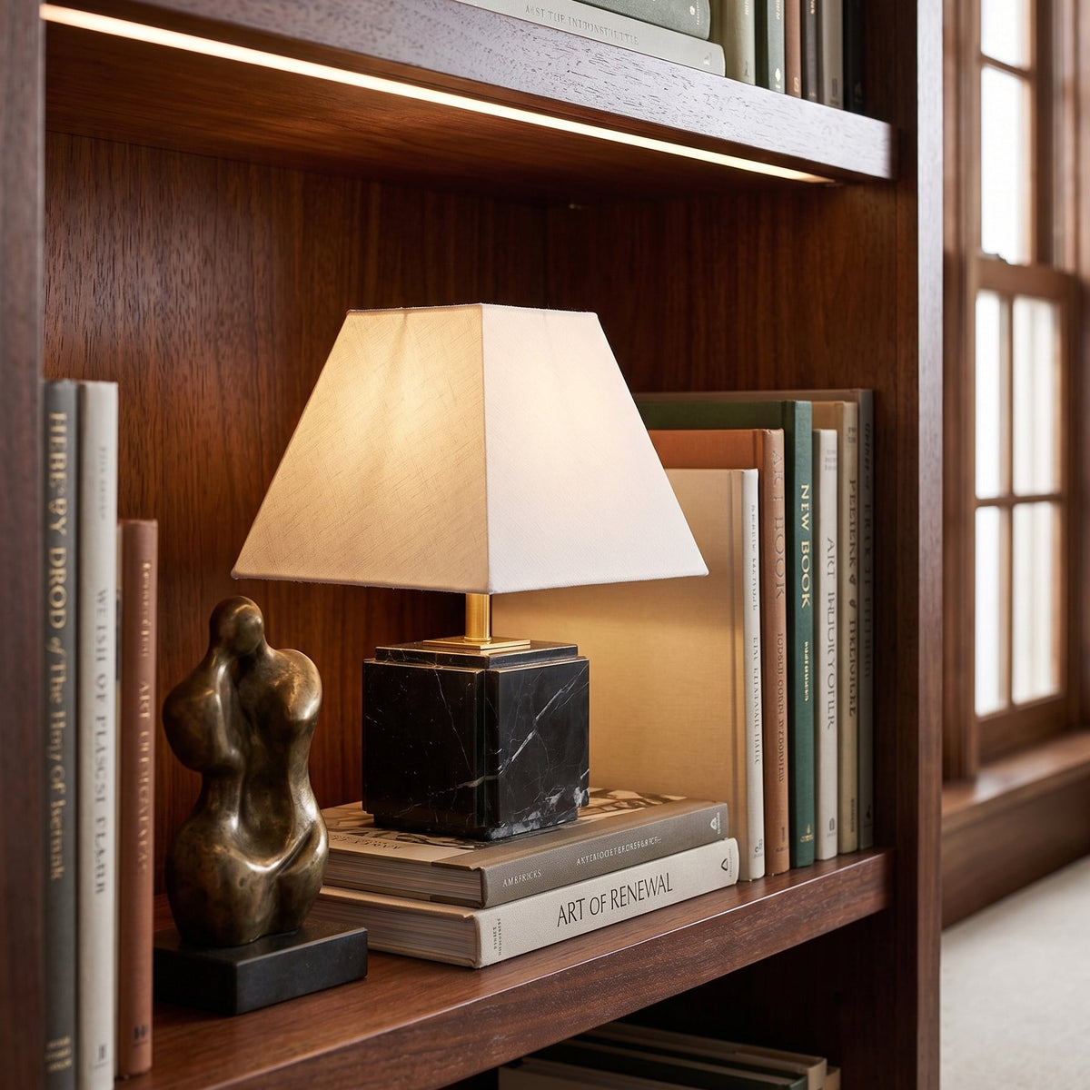 Fatima Marble Table Lamp — product view 2