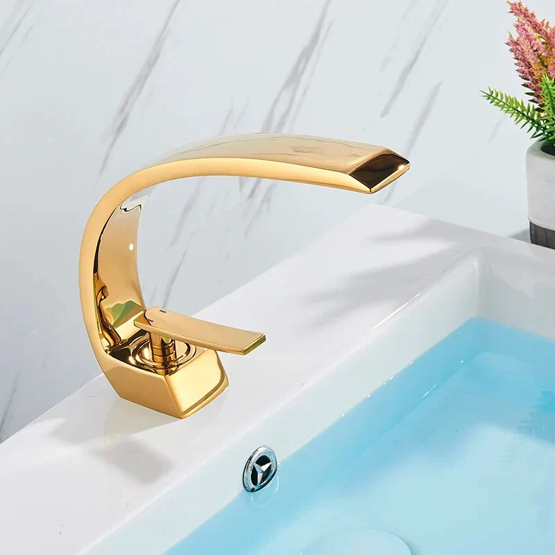 LoungeYard | Luxurious Bathroom Faucet Elegant Design for Your Bathroom — product view 1