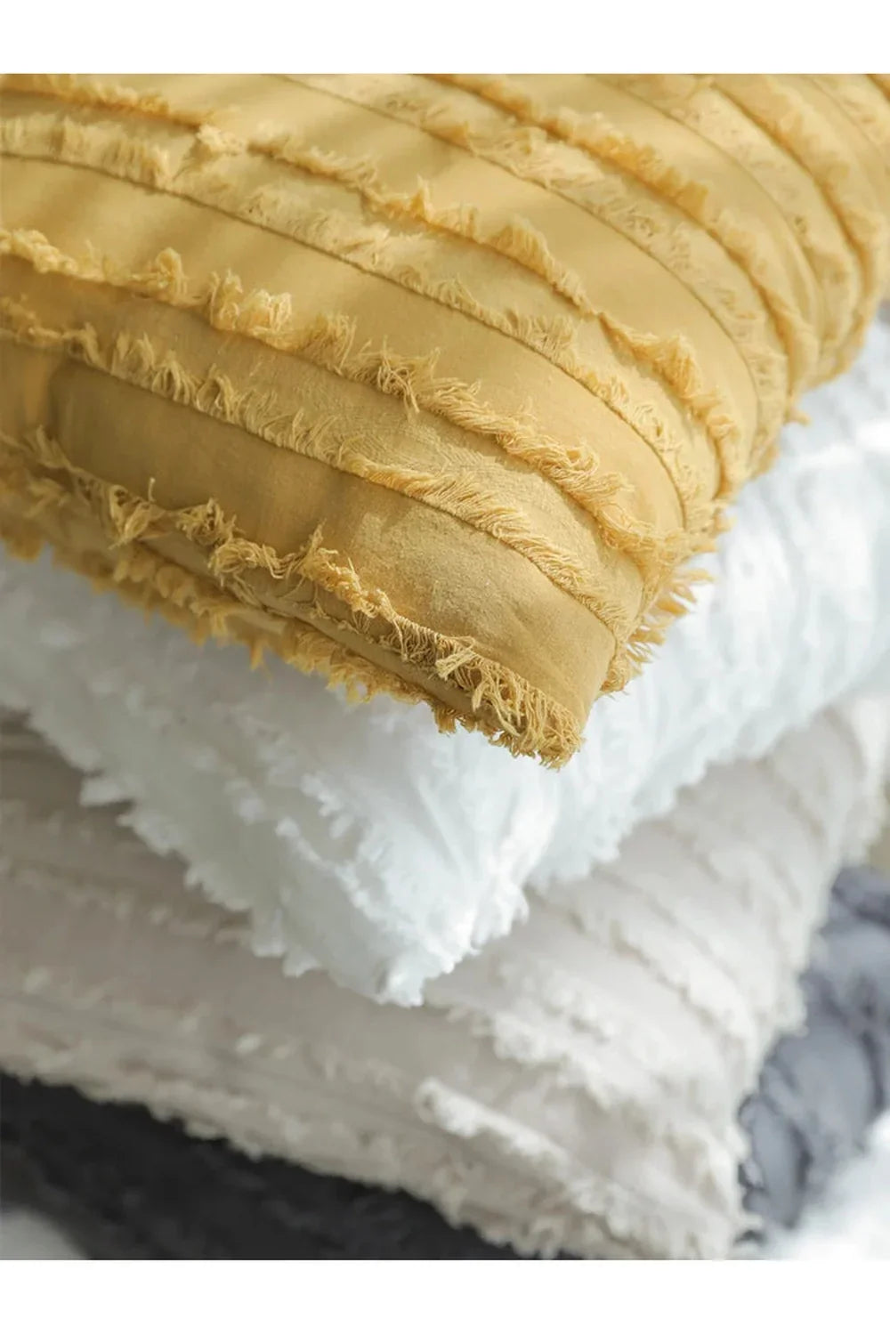 Cotton style pillowcase | LoungeYard — product view 2