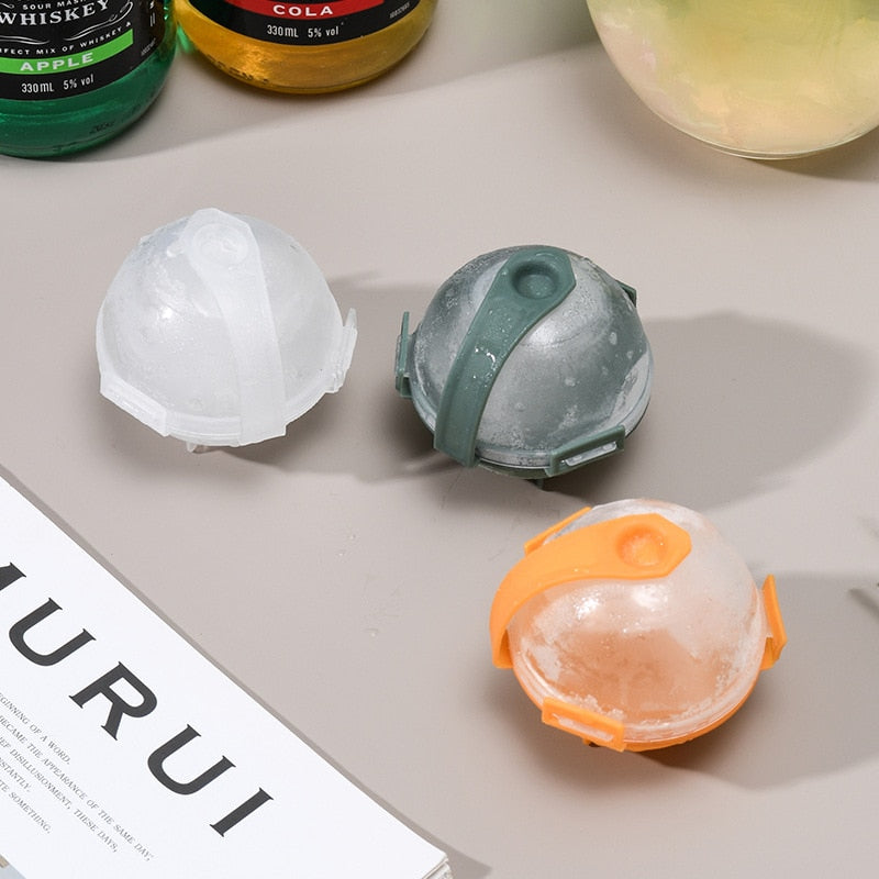 LoungeYard | Big Ice Ball Maker Mold — product view 7
