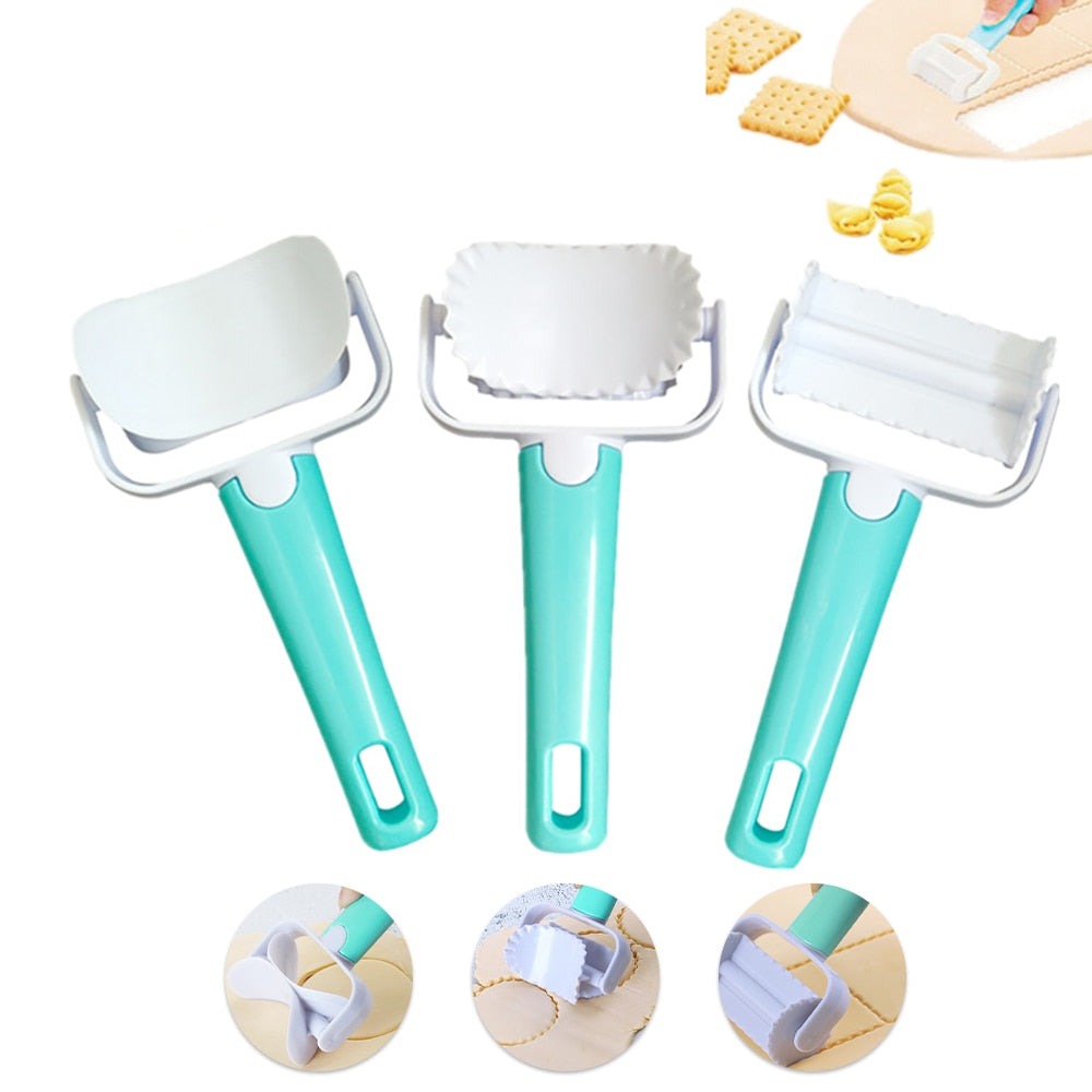 LoungeYard | 3Pcs Cake Decorating Dough Cutter Roller — product view 1