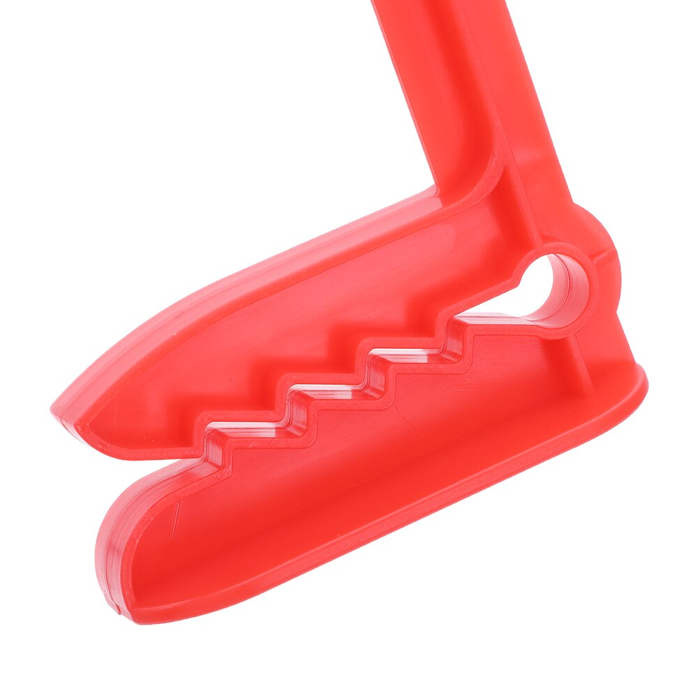 LoungeYard | Beach Towel Holder Clips — product view 7