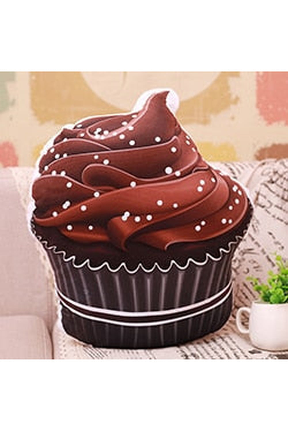 cake-shaped pillow | LoungeYard — product view 1