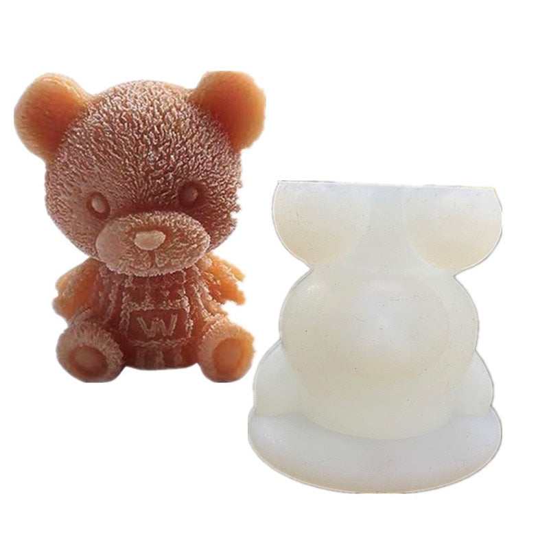 LoungeYard | Frosty Bear Ice Cube Maker — product view 1