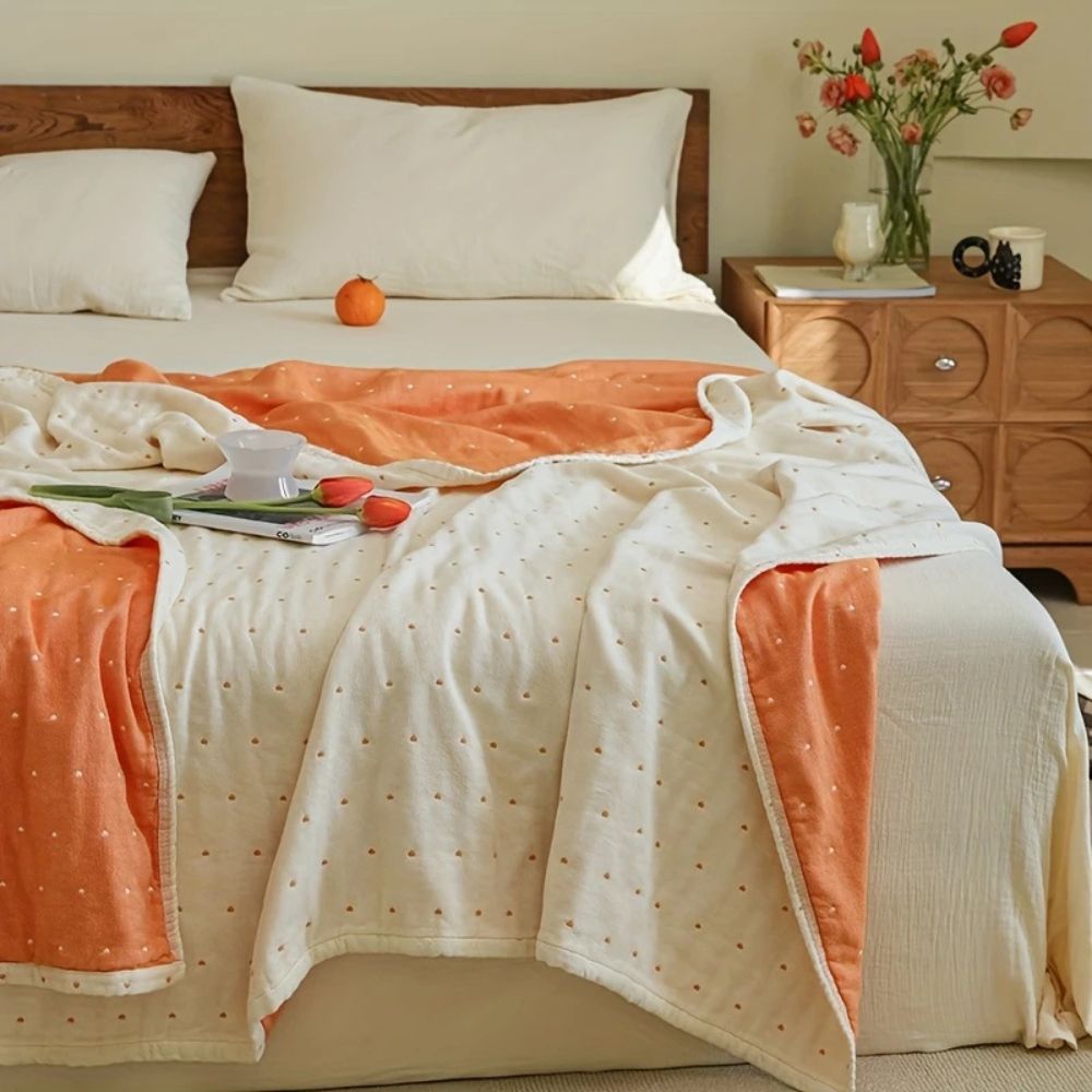 LoungeYard | Heart Stitched Double-Spliced Cotton Gauze Blanket — product view 4