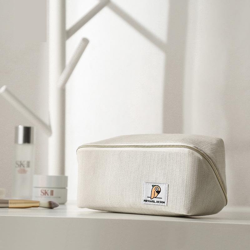 LoungeYard | Waterproof Wide Open Makeup Bag — product view 4