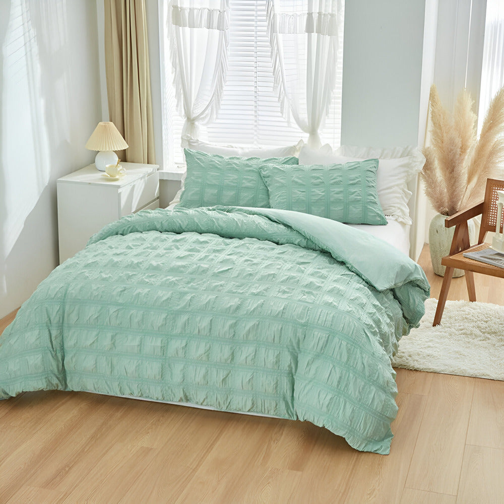 LoungeYard | Lightweight Breathable Summer Duvet — product view 1