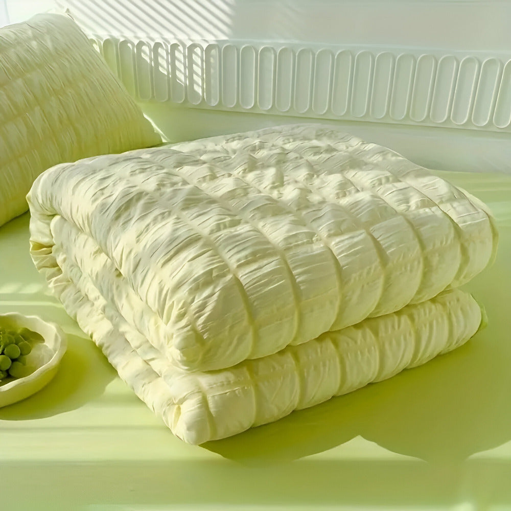 LoungeYard | Lightweight Breathable Summer Duvet — product view 6