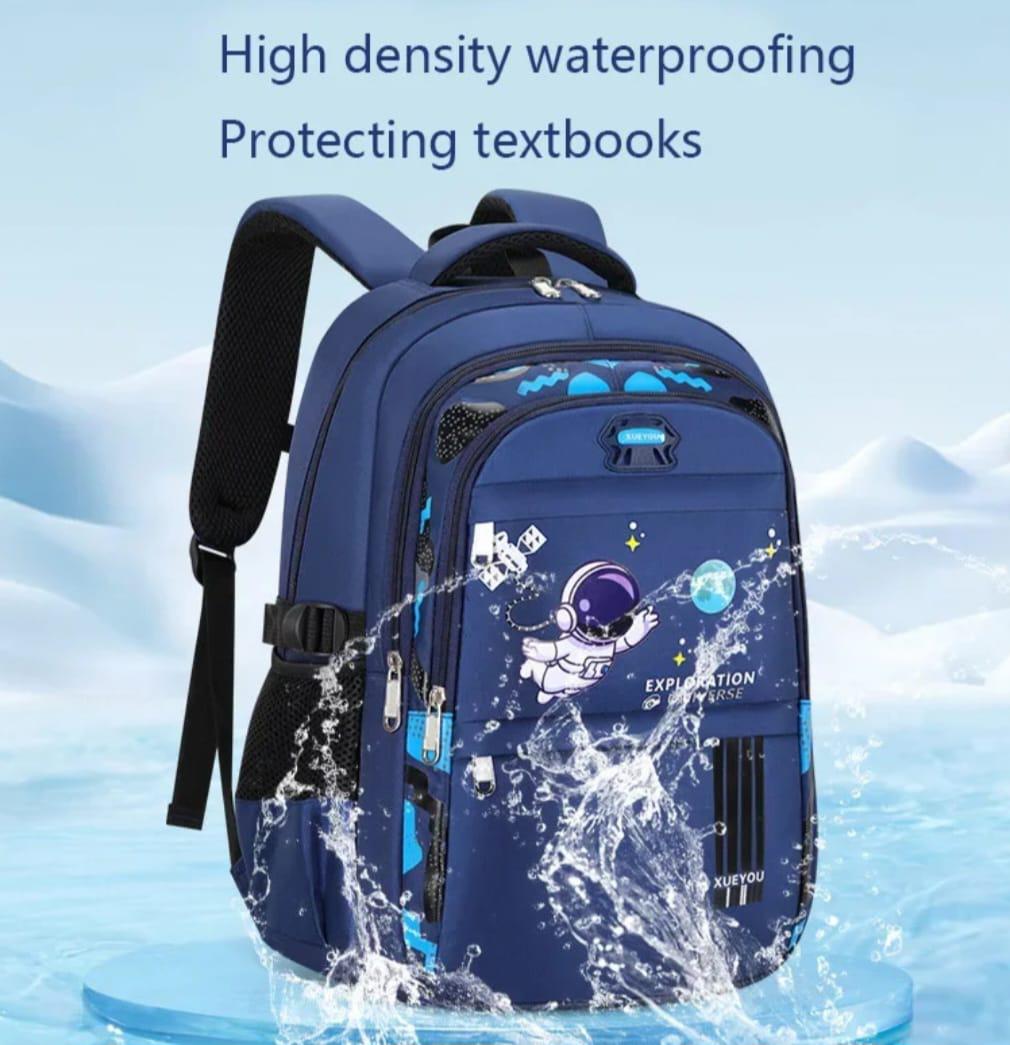 LoungeYard | Kids Astronaut School Backpack — product view 2