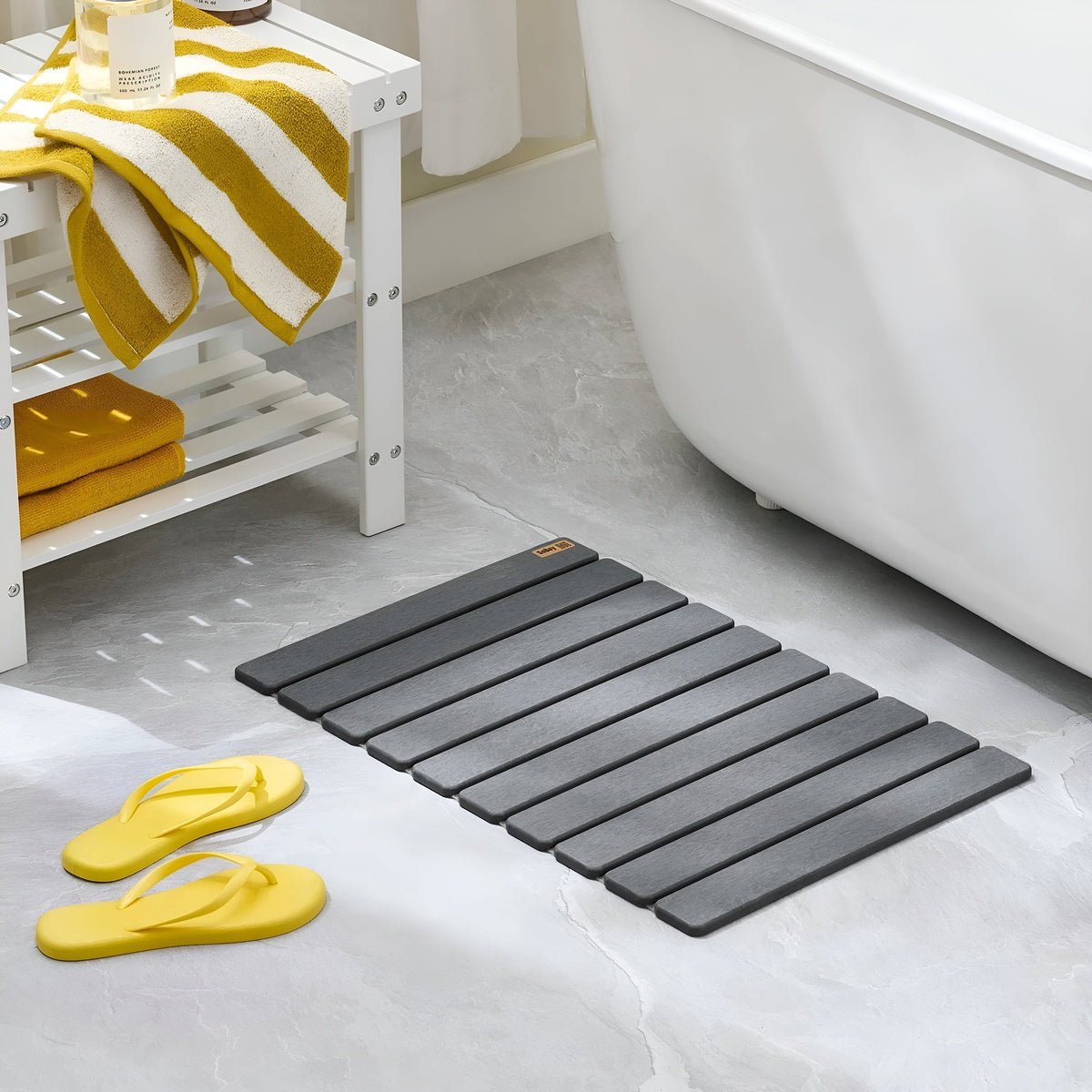 LoungeYard | Diatomaceous Earth Bath Mat | Non-slip Bathroom Rug 59x39 cm — product view 3