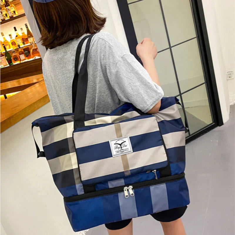 Large Capacity Travel Bag LoungeYard — product view 7