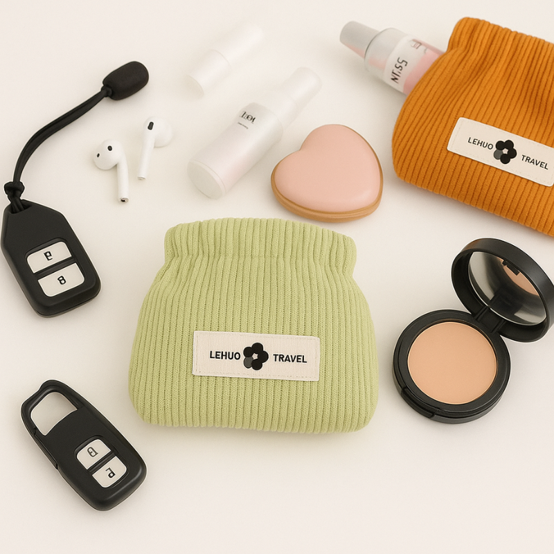 LoungeYard | Pouchia — product view 1