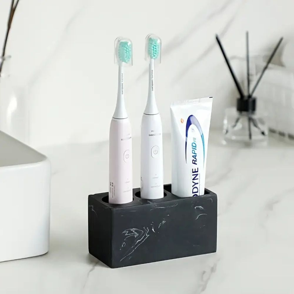 LoungeYard | Couple Resina Toothbrush Holder — product view 2
