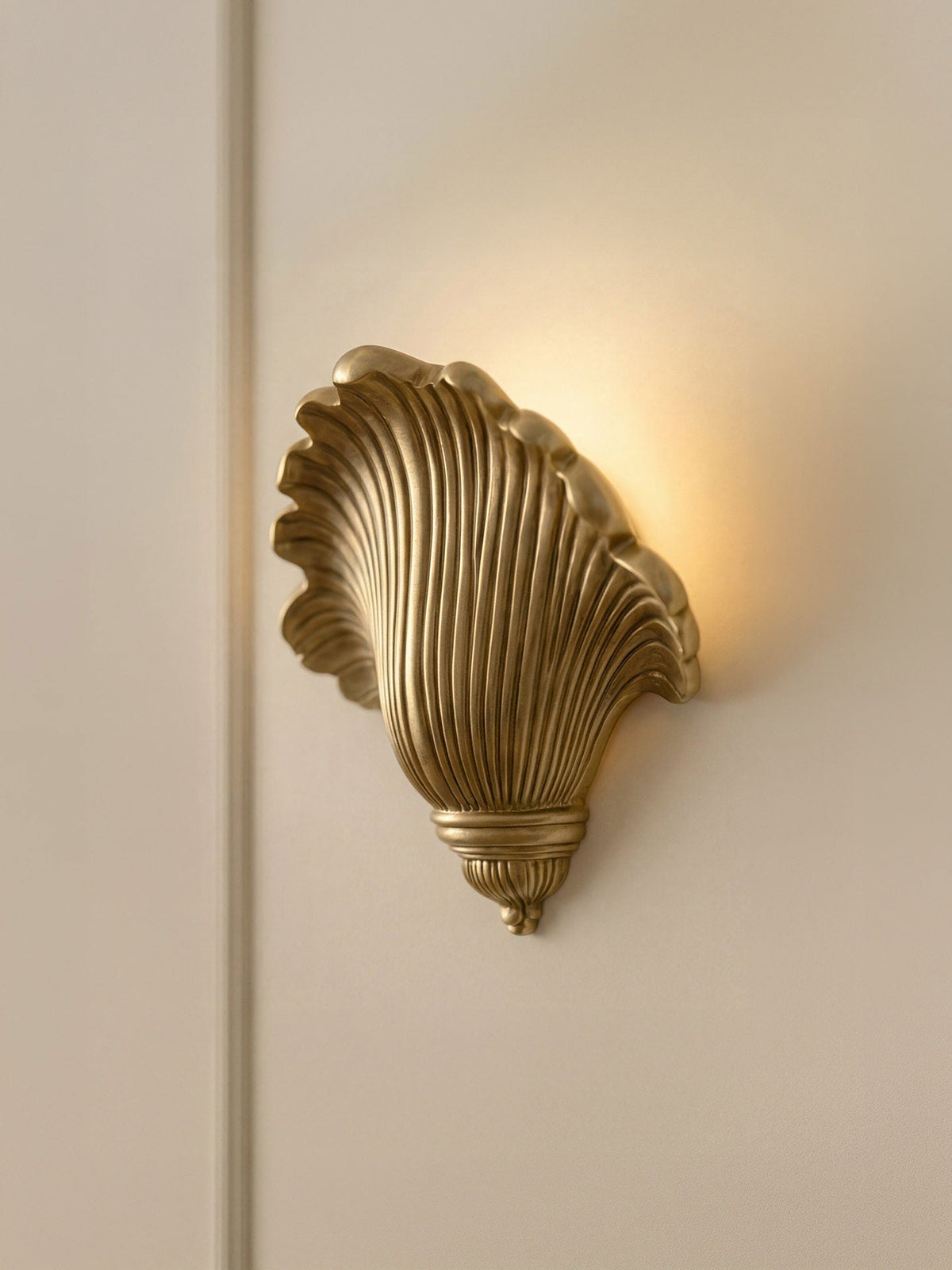 Marisca Shell Wall Sconce — product view 3