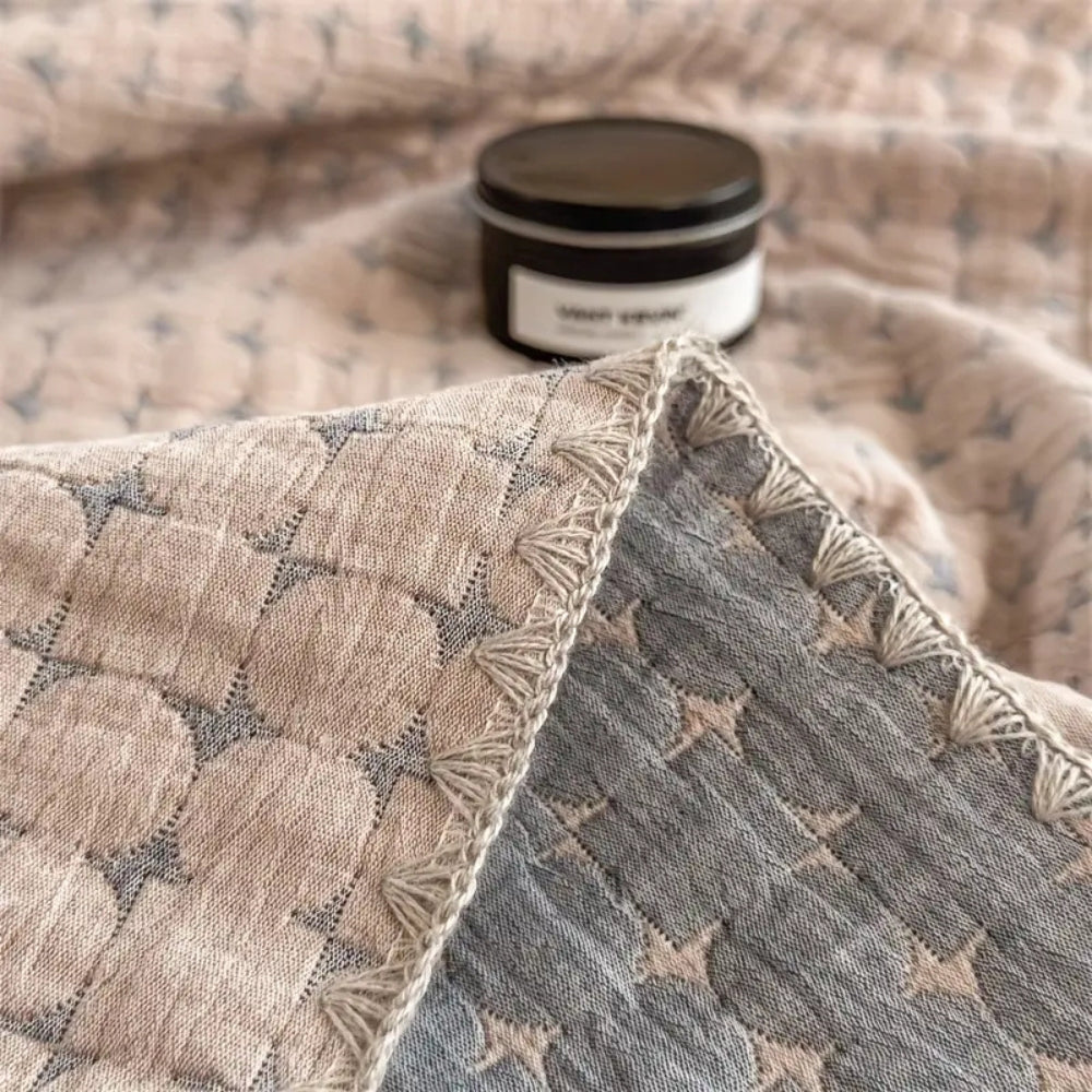 LoungeYard | Matelassé Seersucker Reversible Cotton Blanket — product view 1