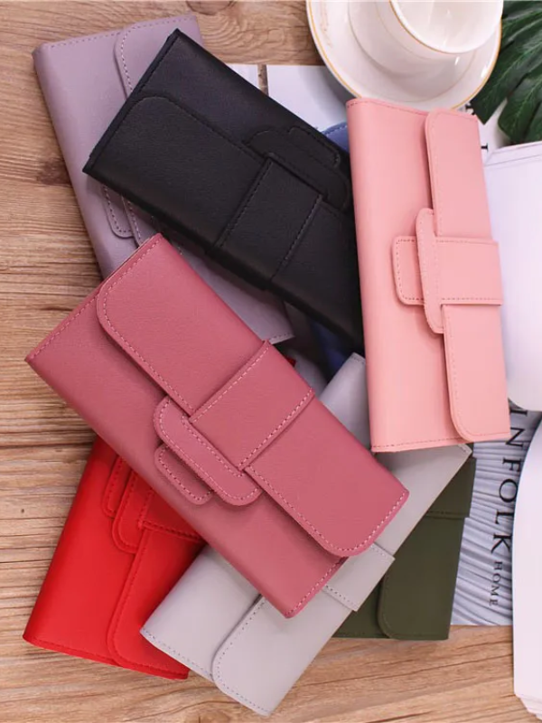 Minimalist Leather Wallet for Him LoungeYard — product view 7