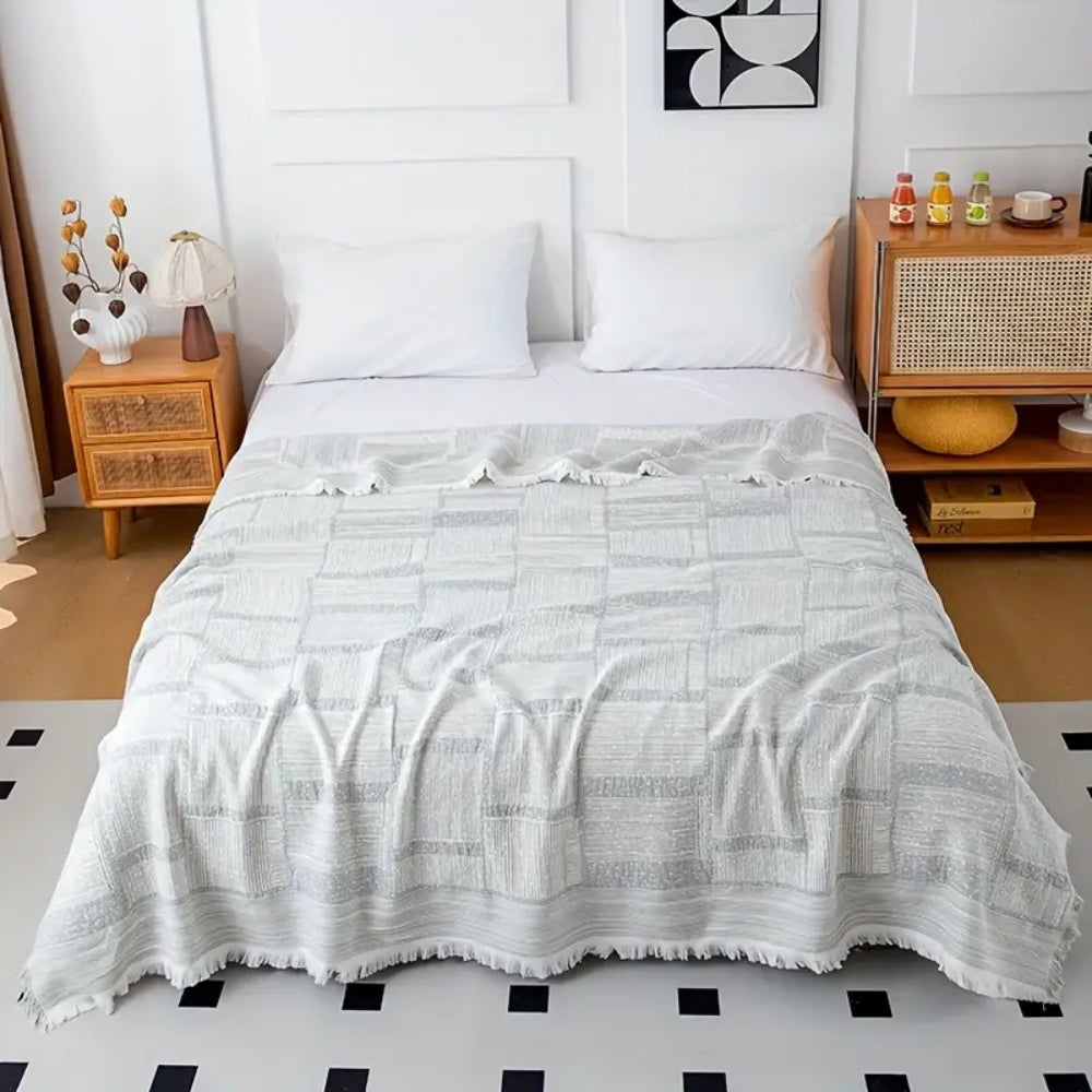 LoungeYard | Mixed Tone Geometric Cotton Blanket — product view 2
