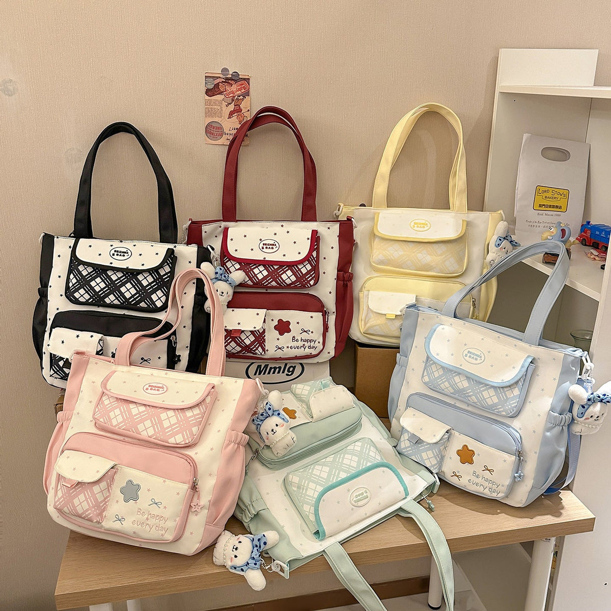Multi-Functional Tote Bag LoungeYard — product view 4