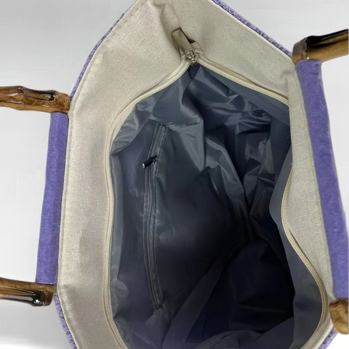 Elegant cotton bag with bamboo handles LoungeYard — product view 2