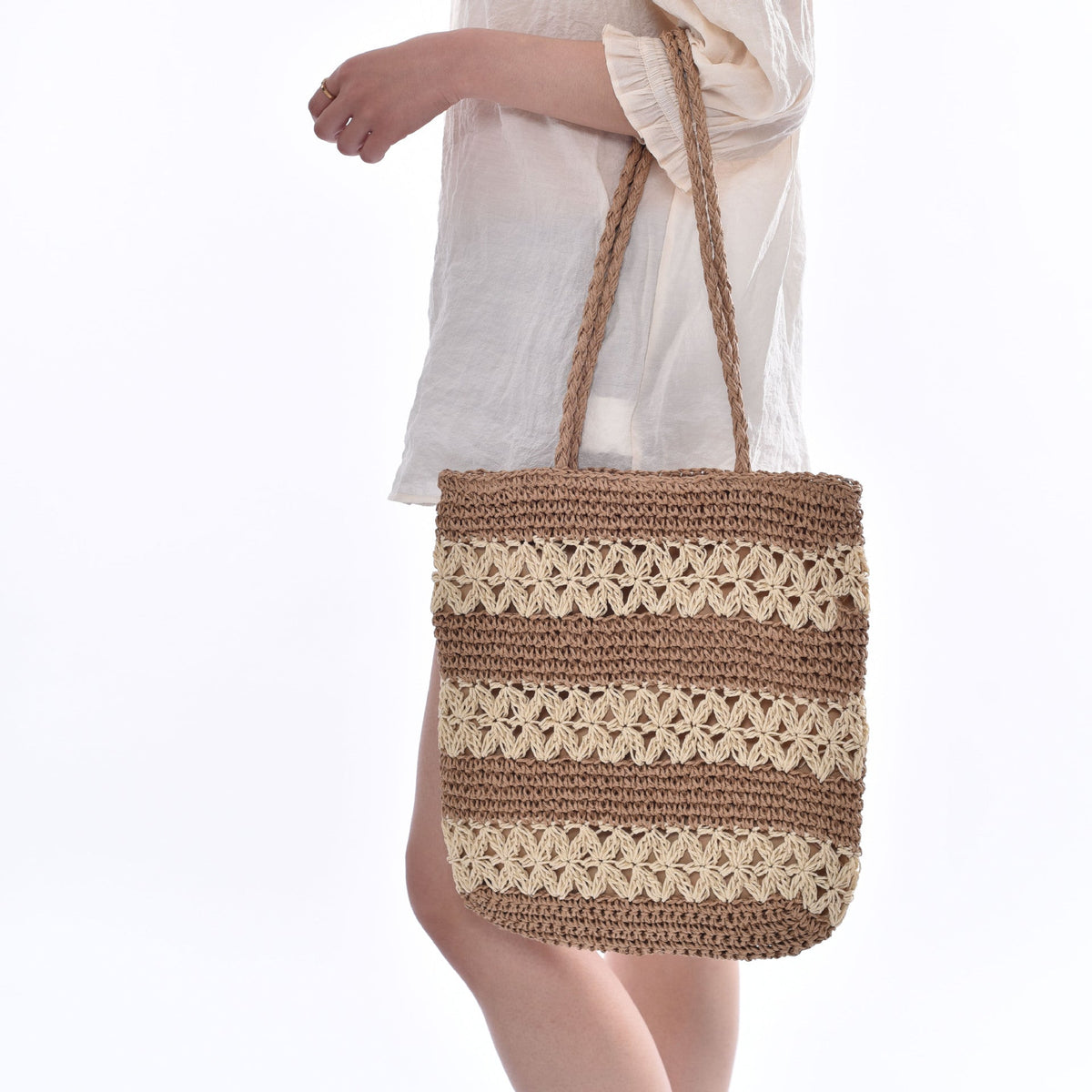 Handcrafted cotton bag LoungeYard — product view 1